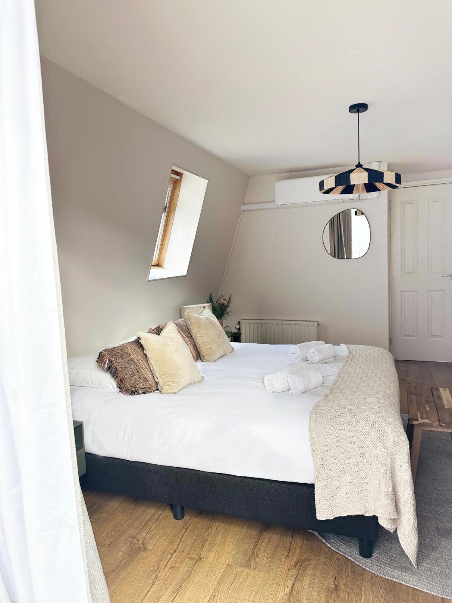Rembrandtplein Apartments Амстердам Екстериор снимка